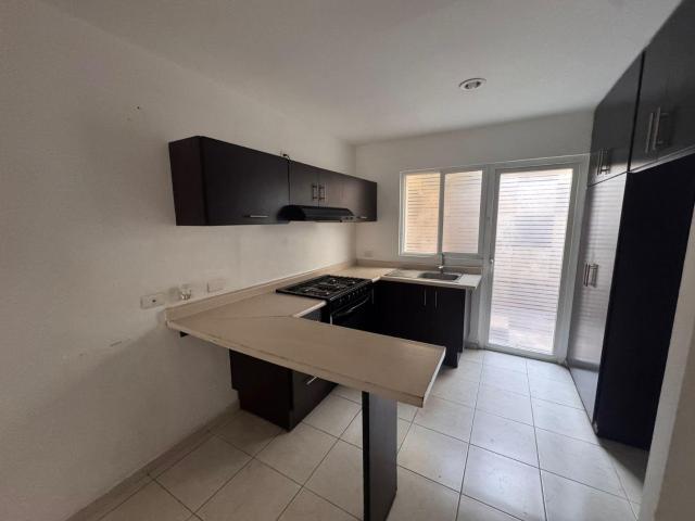 Casa en renta en Nueva Alameda Residencial