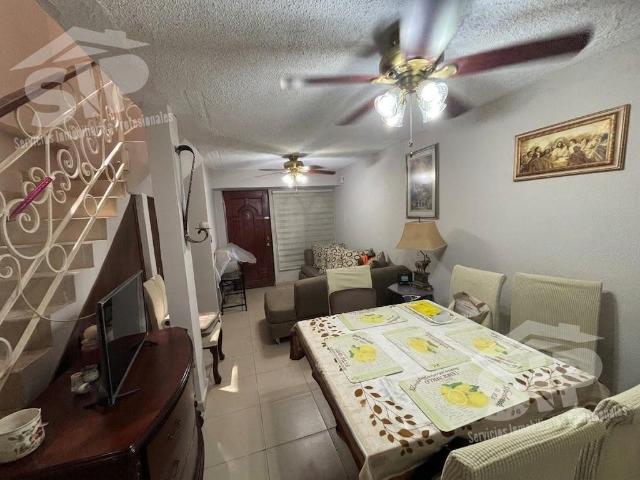 Casa en Renta en Oceania C/Rec Planta Baja
