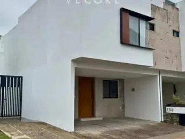 Casa En Renta En Aurea Residencial, San Pedro Tlaquepaque