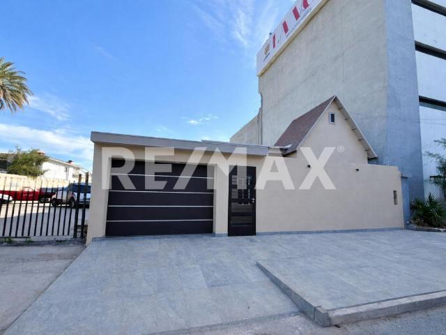 Casa en Renta en Av. Cristobal Colón