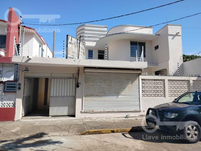 Casa en Renta en Av.Gutiérrez Zamora, Col.Centro, Coatzacoalcos, Ver