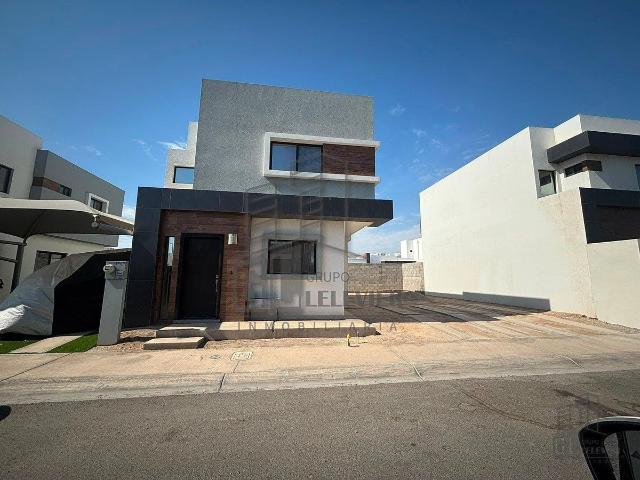 Casa en renta en Adara Residencial, Mexicali, con cocina equipada