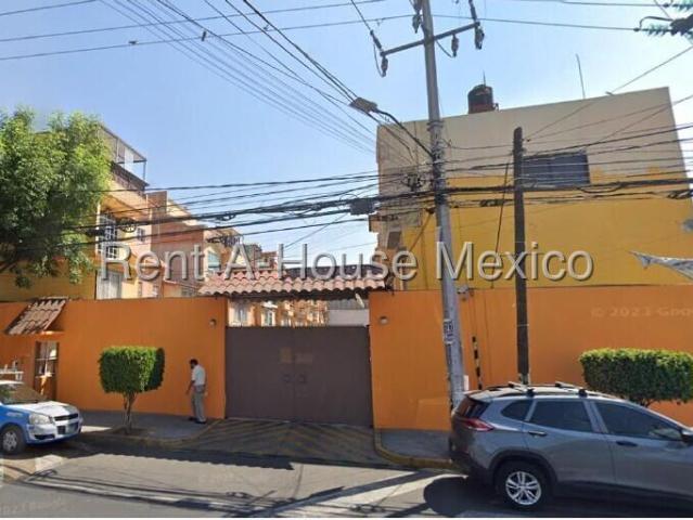 Casa en Renta en Agricola Pantitlan, Distrito Federal
