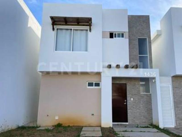 CASA EN RENTA EN ALMARENA RESIDENCIAL, MAZATLÁN, SINALOA