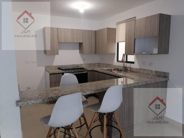 Casa en Renta en Almer?a Apodaca