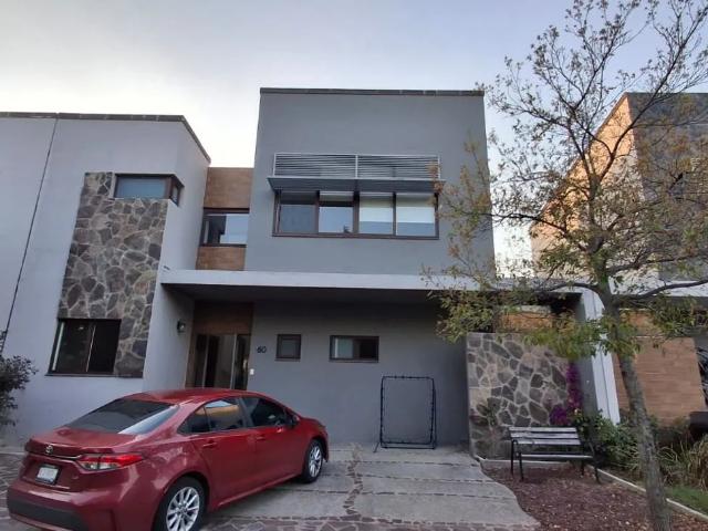 Casa en Renta en Altozano el Nuevo Querétaro, Querétaro, Querétaro