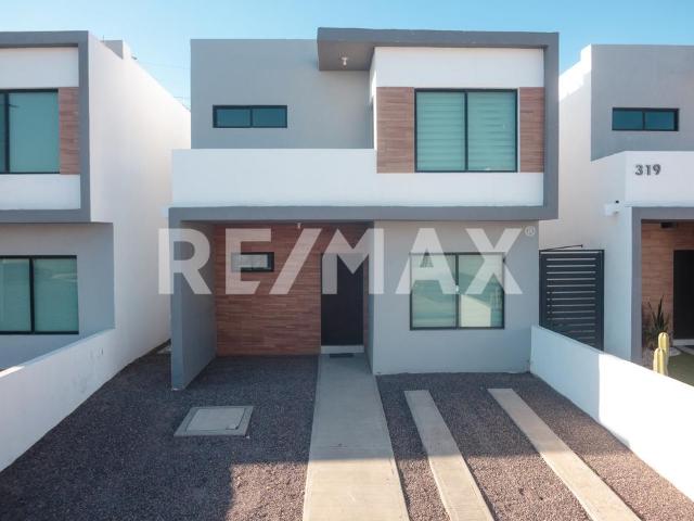 Casa en renta en Altavela – 3 recámaras, patio y amplio estacionamiento