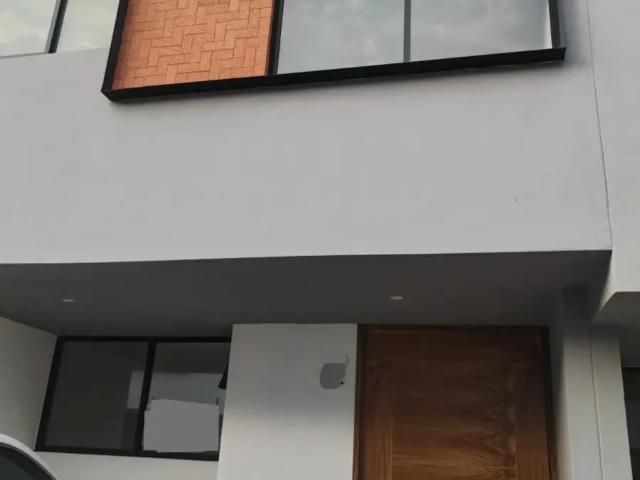 Casa en Renta en Altavista Residencial, Zapopan: Espacio y Comodidad con Amenidades Premium