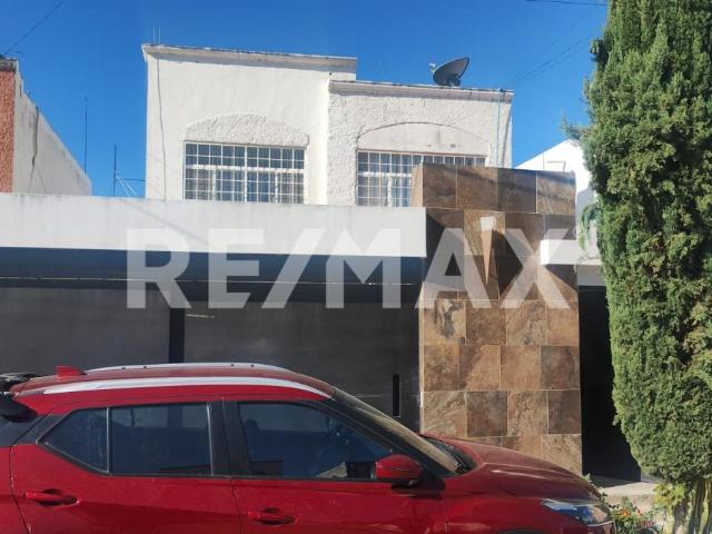 CASA EN RENTA EN ARBOLEDAS