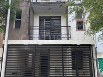Casa en Renta en Arboledas de Escobedo
