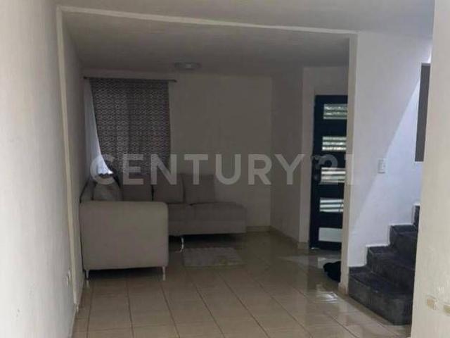 Casa en Renta en Arboledas de Escobedo