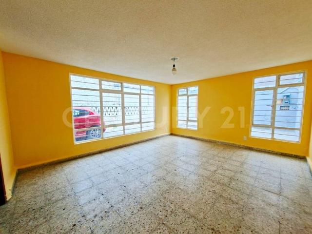 Casa en renta en Arboledas del Sur, Tlalpan, CDMX