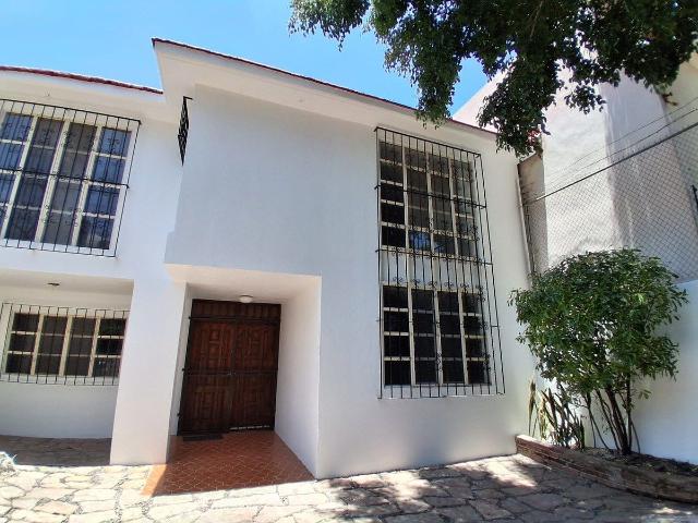 Casa en renta en Arboledas, Queretaro