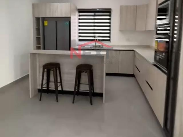 Casa en Renta en Arteaga, Las Huertas Residencial,, 3 recámaras, 2.0 baños, 272.00 m2 terreno, 233.00 m2 construcción