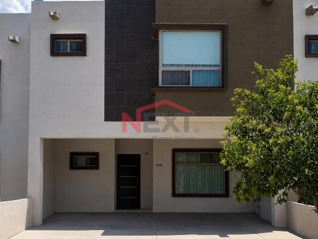 Casa en Renta en Arteaga, Valle del Oriente,, 3 recámaras, 3.0 baños, 151.00 m2 terreno, 105.00 m2 construcción