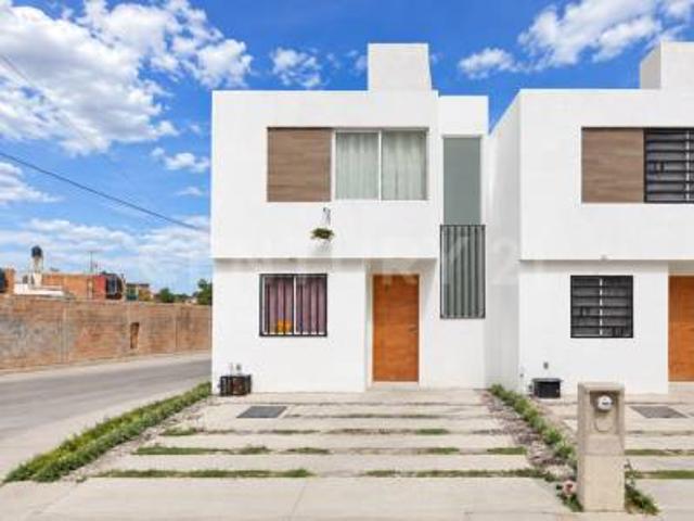 Casa en Renta en Bosques de Jacarandas, San Luis Potosí, S.L.P