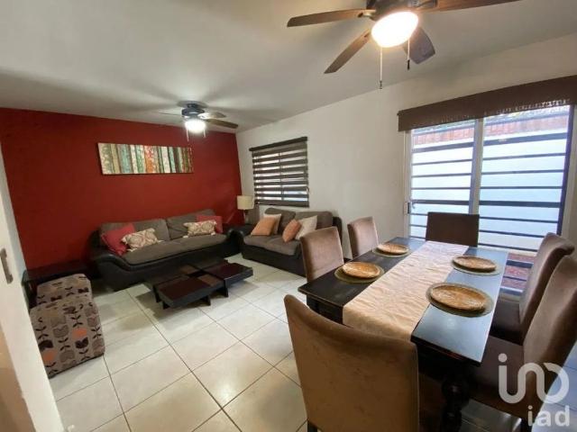 Casa en Renta en Bosques de Lindavista, San Nicolás de los Garza, Nuevo León