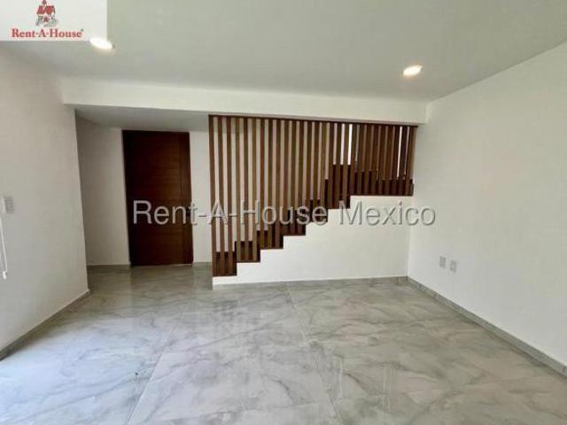 Casa en renta en Bosques del Lago, Cuautitlán Izcalli 27 1049 JAS