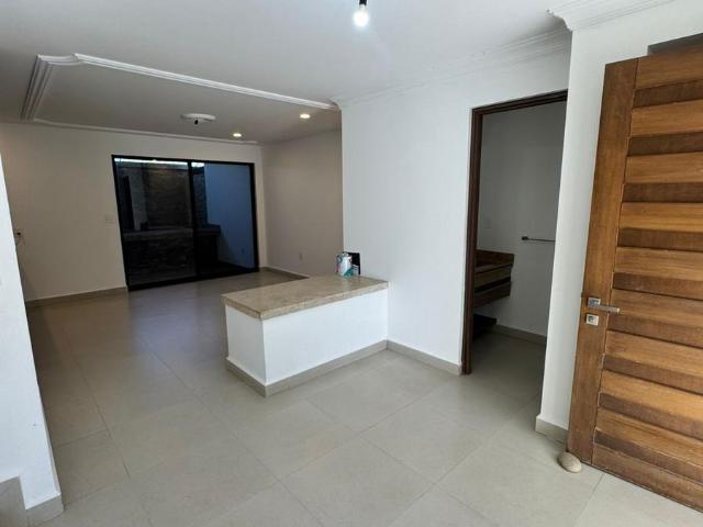 Casa en renta en bosques del pedregal por punta del Est