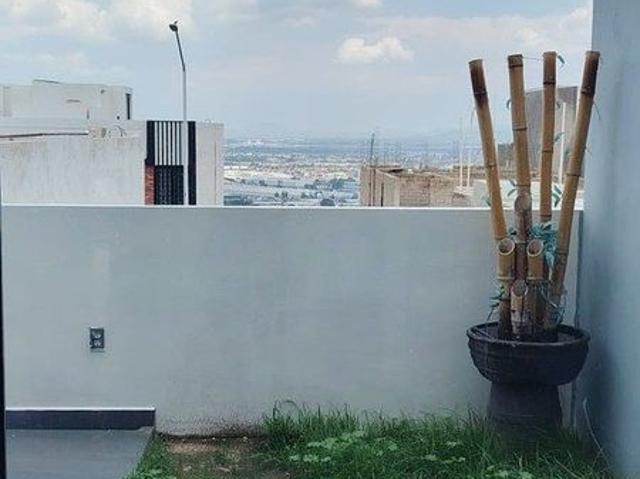 Casa en renta en Bosques del Pedregal Zimalta, Tlaquepaque $19,000
