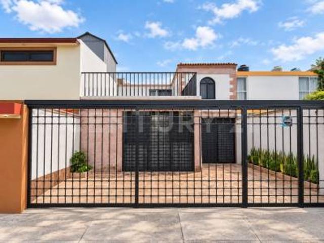 Casa en Renta en Boulevares, Naucalpan