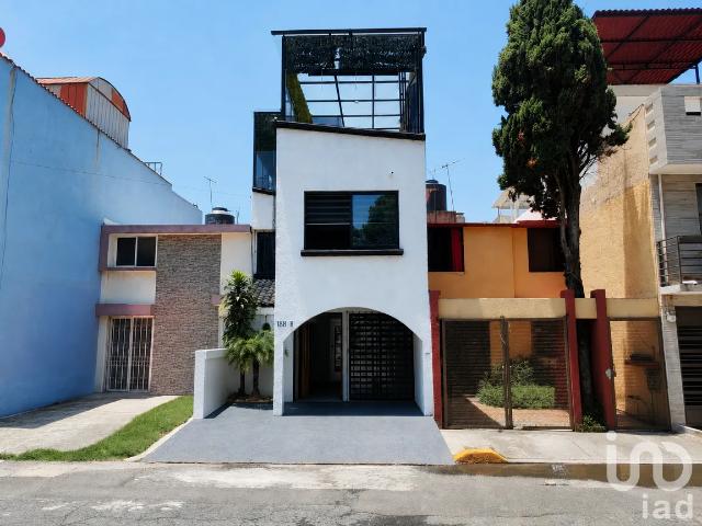 Casa en Renta en Culhuacán CTM Sección VIII, Coyoacán, Ciudad de México