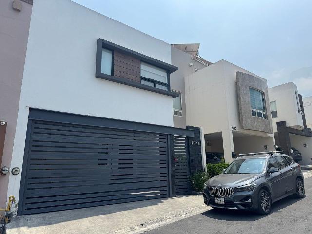 Casa en renta en Cumbres Providencia