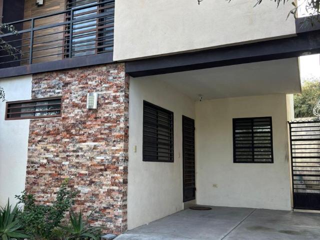 Casa en renta en Calabria Residencial, Apodaca, N.L