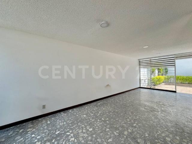 Casa en renta en Calle A, Colonia Educación Coyoacán CDMX