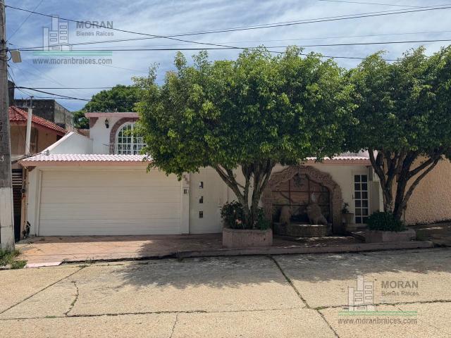 Casa en Renta en Calle Chihuahua No. 839 Col. Petrolera, Coatzacoalcos, Ver