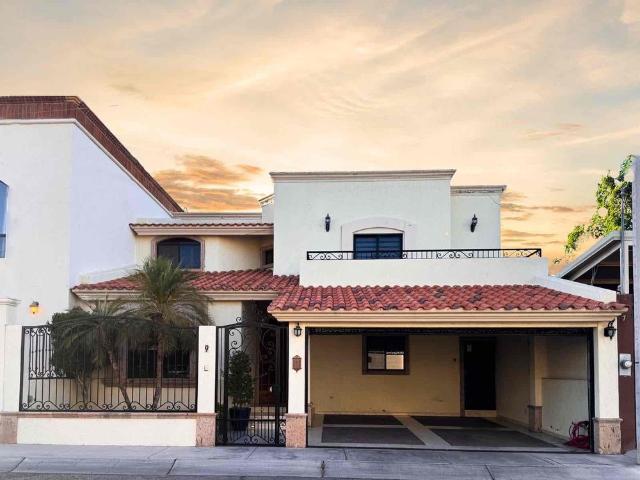 CASA EN RENTA EN CAMPANARIO RESIDENCIAL