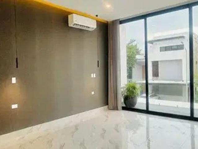 CASA EN RENTA EN CANCÚN 4 Recs VÍA CUMBRES