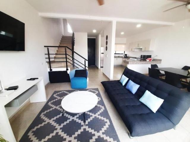 Casa en Renta en Cancun Amueblada de 3 Recamaras en Residencial Liverte con Seguridad y Amenidades