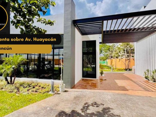 Casa en renta en Canc?n 3 rec?maras amueblada sobre Av. Huayac?n