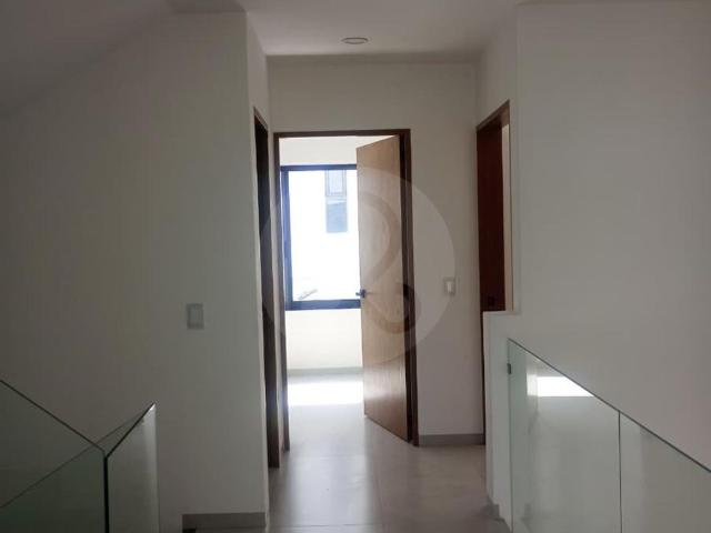 CASA EN RENTA EN CAPITAL NORTE