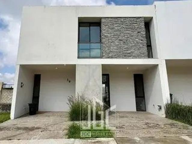 Casa En Renta En Capital Norte Carrara