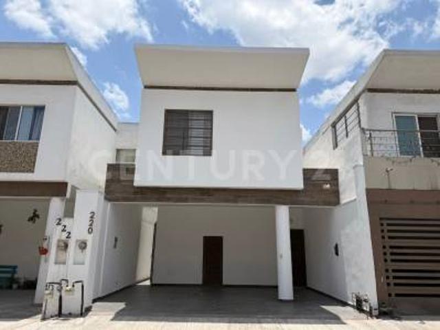 Casa en renta en Centrika Cristoles