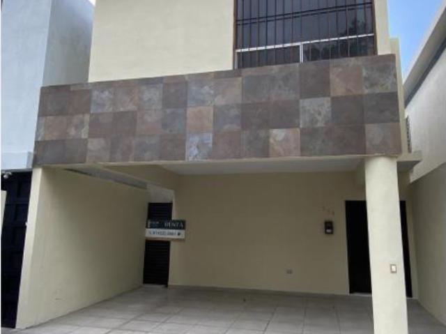 Casa en renta en Centrika Crisoles, Monterrey, Nuevo León
