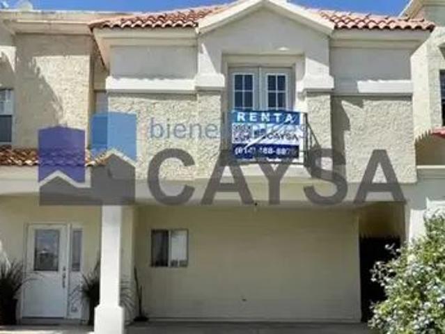 Casa En Renta En Cerrada Vista Real patio Amplio Periféri