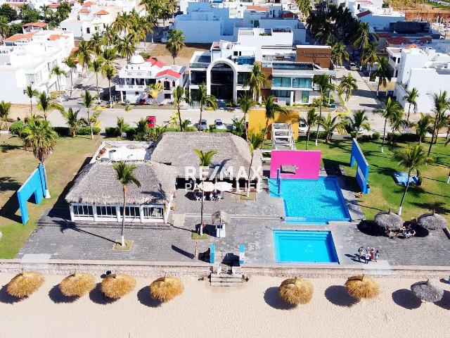 CASA EN RENTA EN CERRITOS RESORT