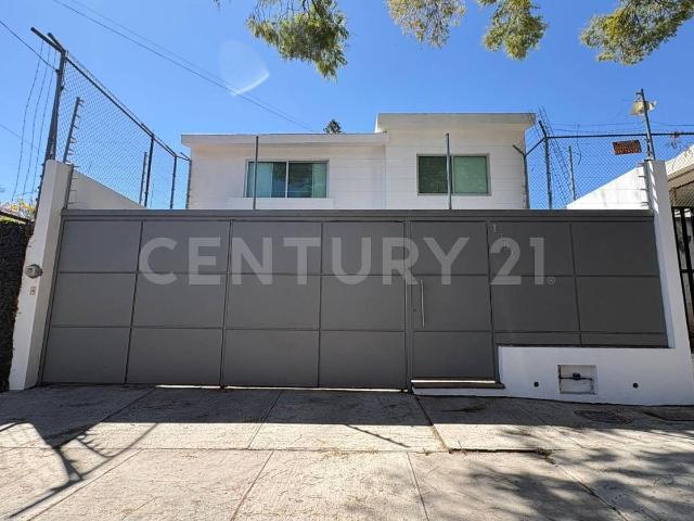 Casa en Renta en Chapalita