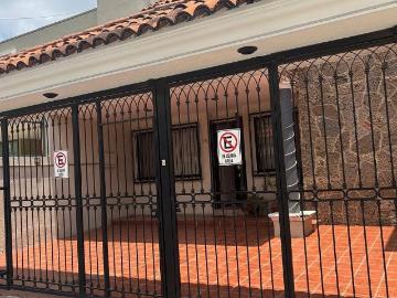Casa en Renta en Chapalita