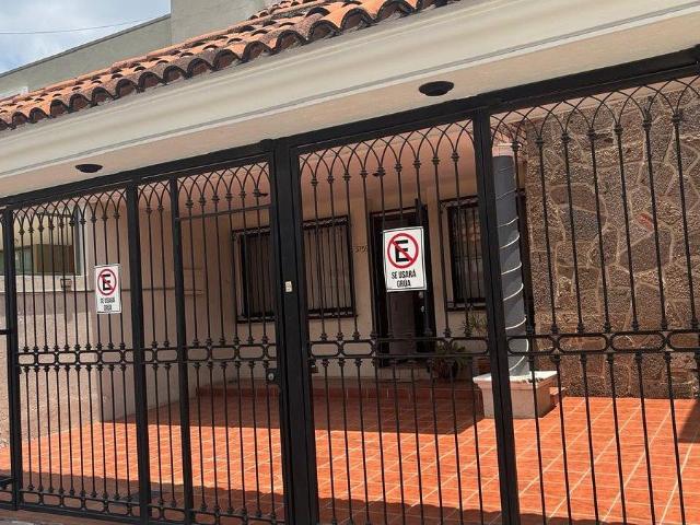 Casa en Renta en Chapalita
