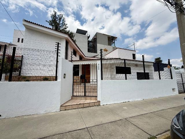 Casa En Renta En Chapalita De Occidente, Zapopan, Jalisco