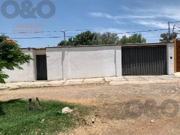 Casa en Renta en Circuito Montebello. Le?n Gto