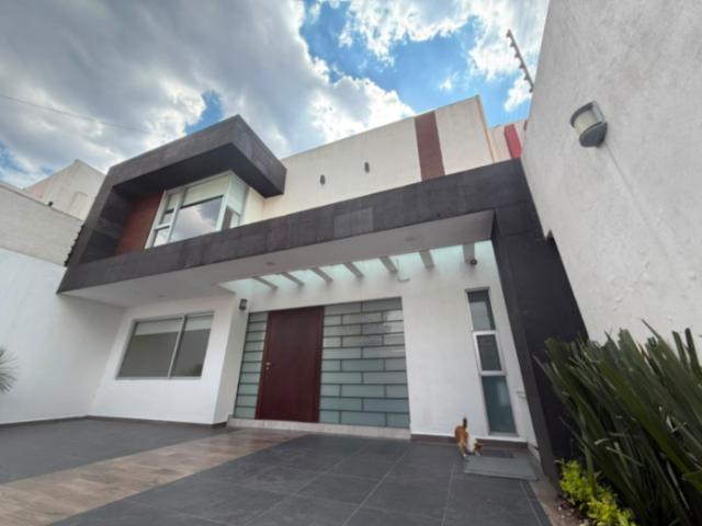 Casa en renta en Ciudad Satélite