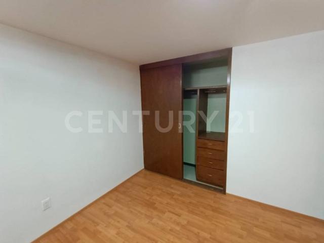 Casa en Renta en Ciudad Satélite, Naucalpan, Edo. Méx
