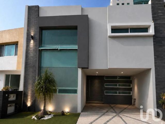 Casa en Renta en Claustros de la Catedral, Querétaro, Querétaro