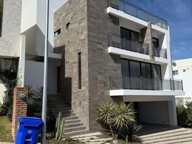 Casa en Renta en Club de Golf la Loma, San Luis Potosí, San Luis Potosí