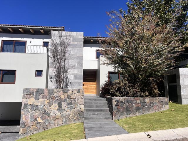 Casa en Renta en Club de Golf Los Encinos